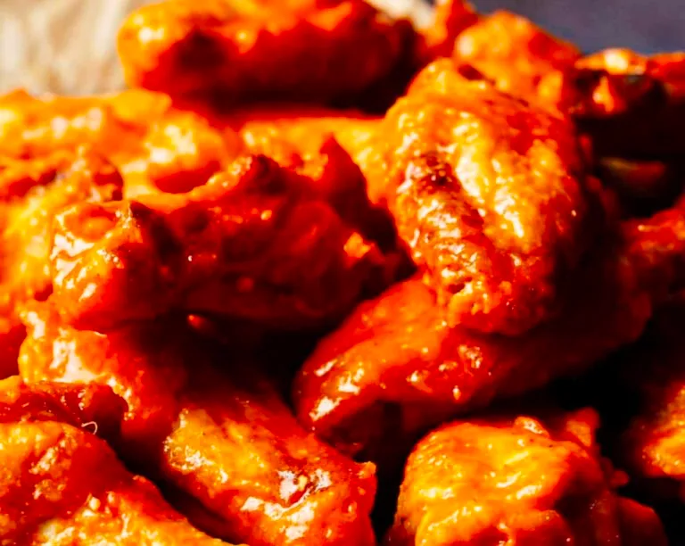 Crispy oven baked chicken wings from Cheezious Fawkner
