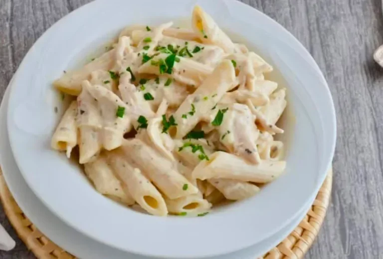 Pasta Alfredo - halal pasta at Cheezious Fawkner, Melbourne